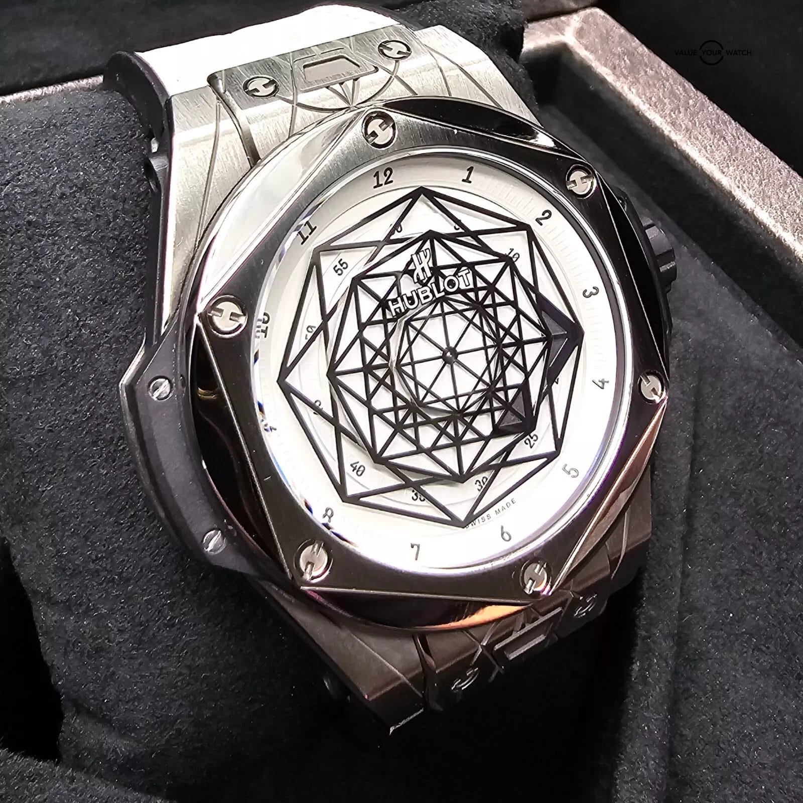 Hublot Big Bang Sang Bleu Titanium