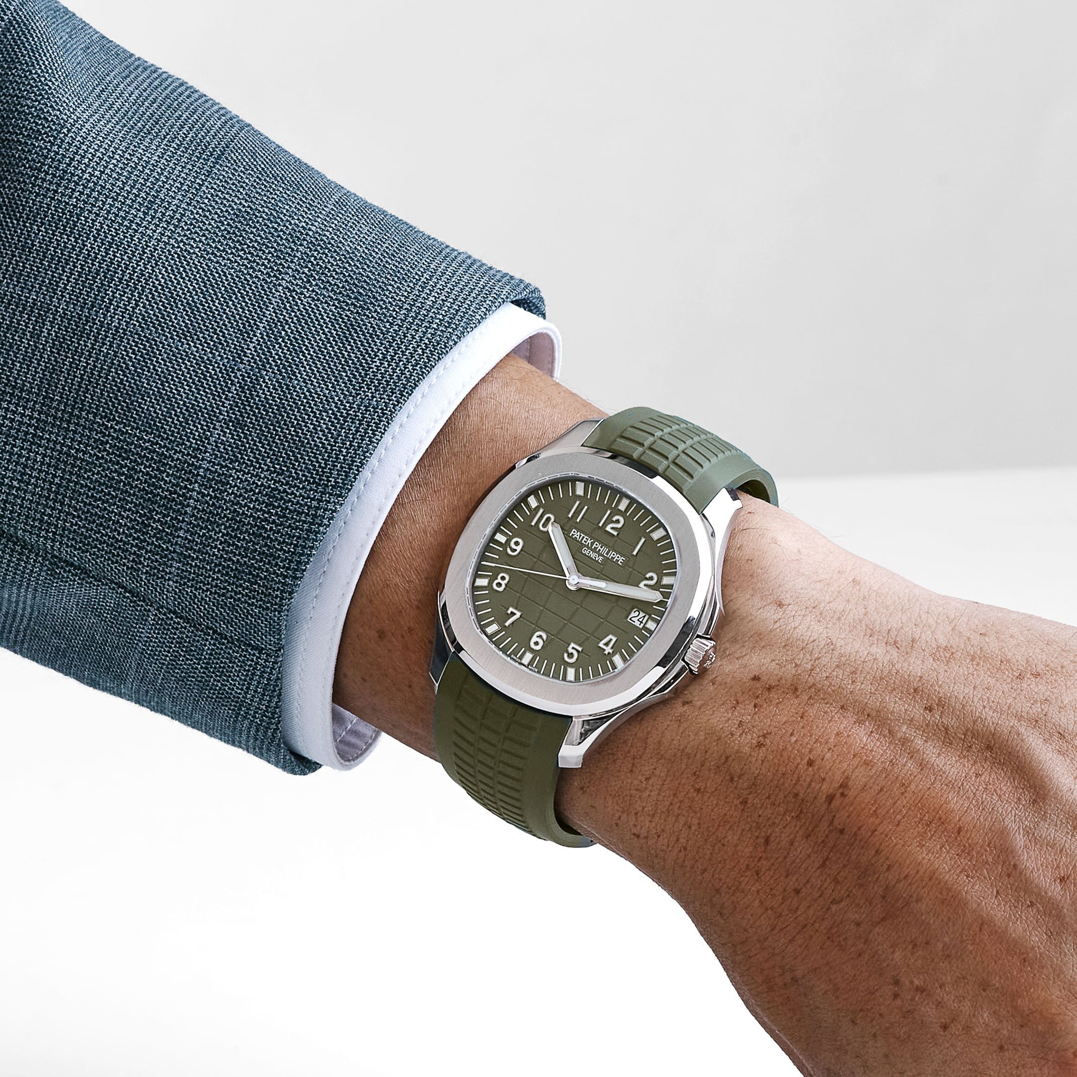 Patek Philippe Aquanaut 5168G Khaki Green