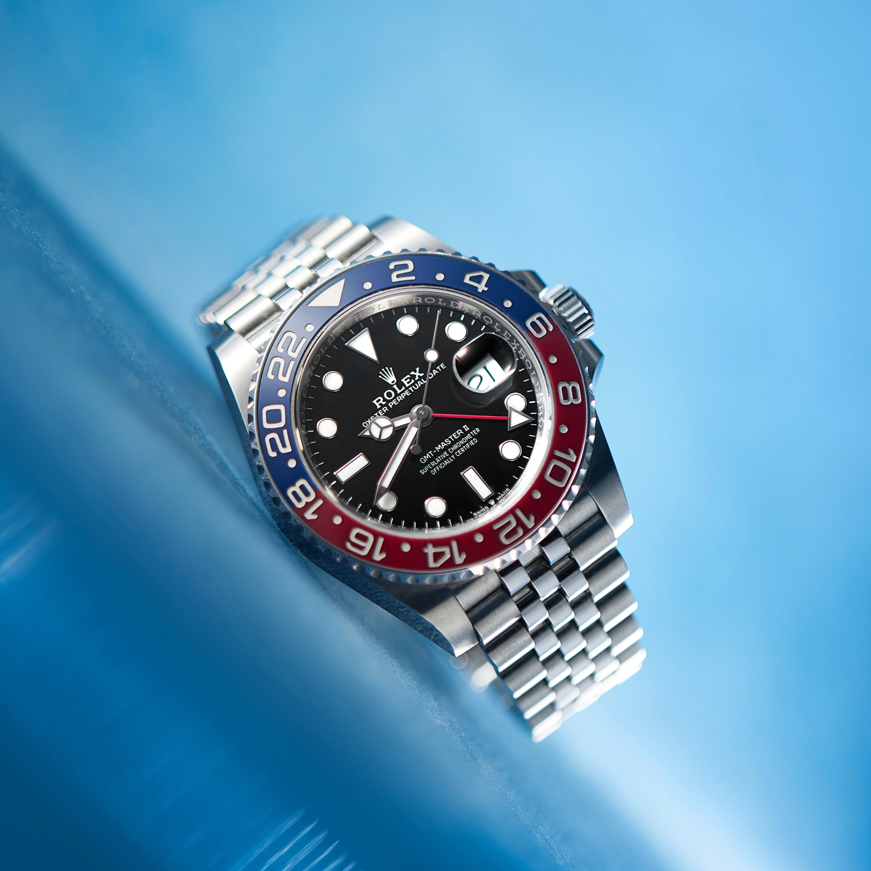Rolex GMT-Master II 126710BLRO Pepsi Bezel